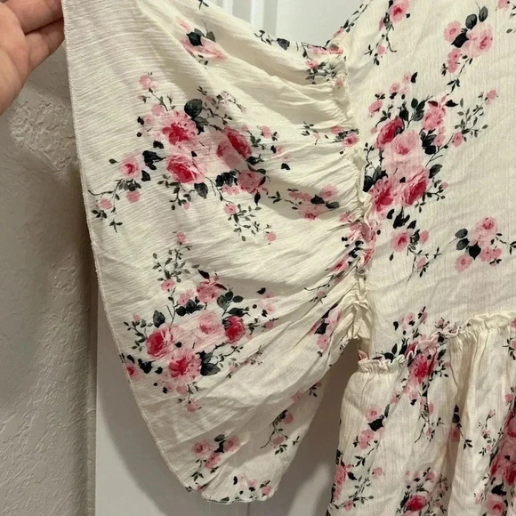 Francesca's Pink Floral Print 3/4 Sleeve Top - Picture 8 of 10